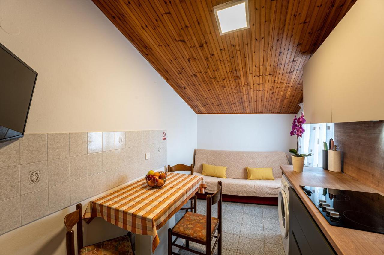 Apartmani Mirela Banjole Kültér fotó