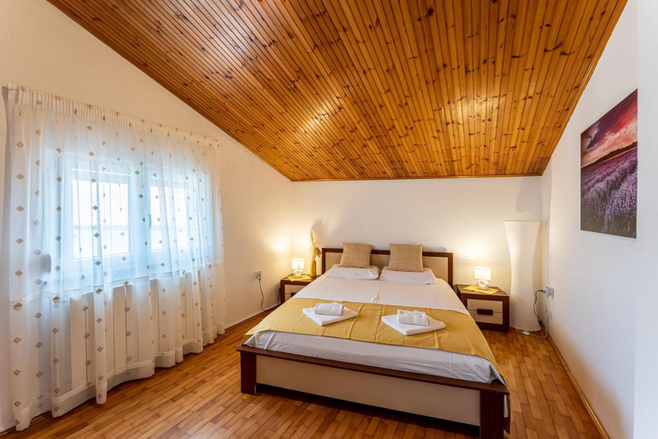 Apartmani Mirela Banjole Kültér fotó