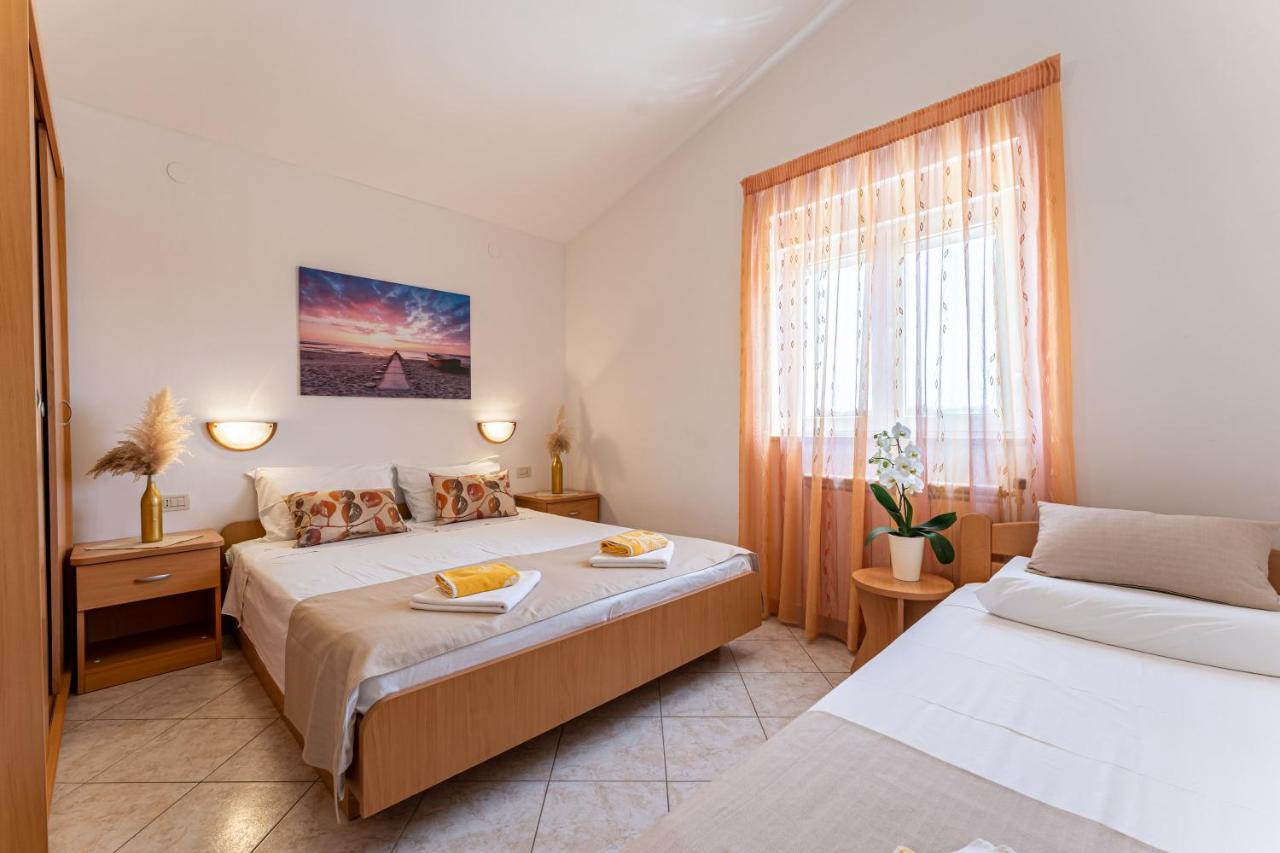 Apartmani Mirela Banjole Kültér fotó