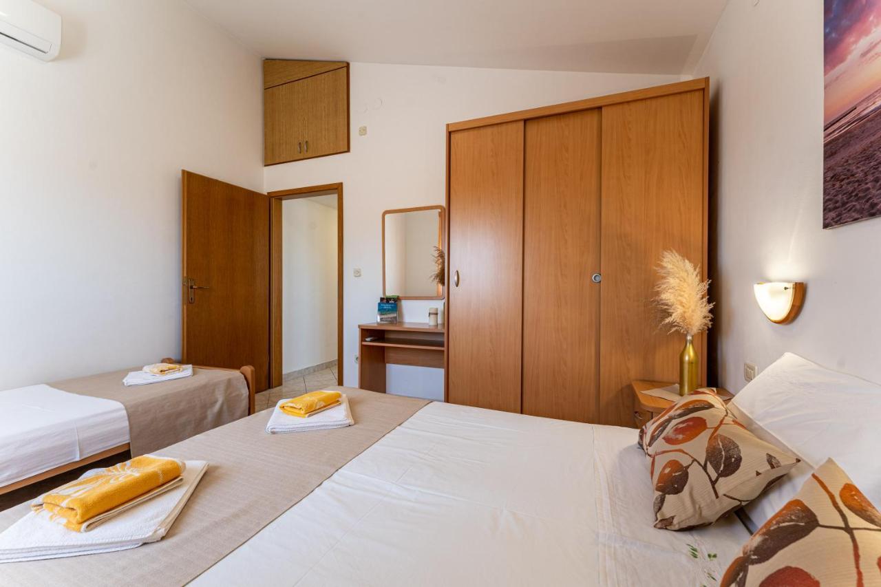 Apartmani Mirela Banjole Kültér fotó