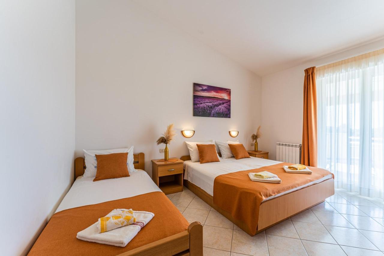 Apartmani Mirela Banjole Kültér fotó