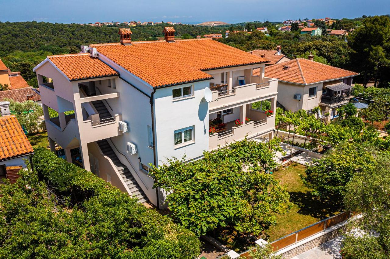 Apartmani Mirela Banjole Kültér fotó